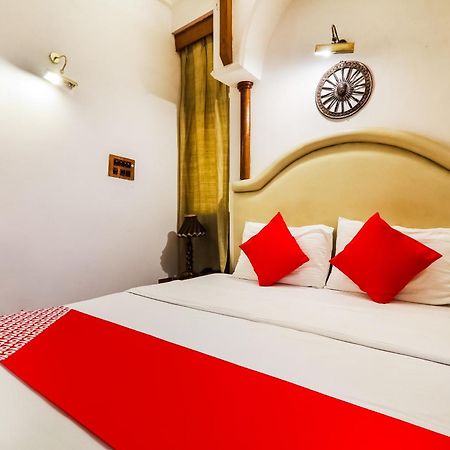 Hotel Sita Kiran Барейли Екстериор снимка