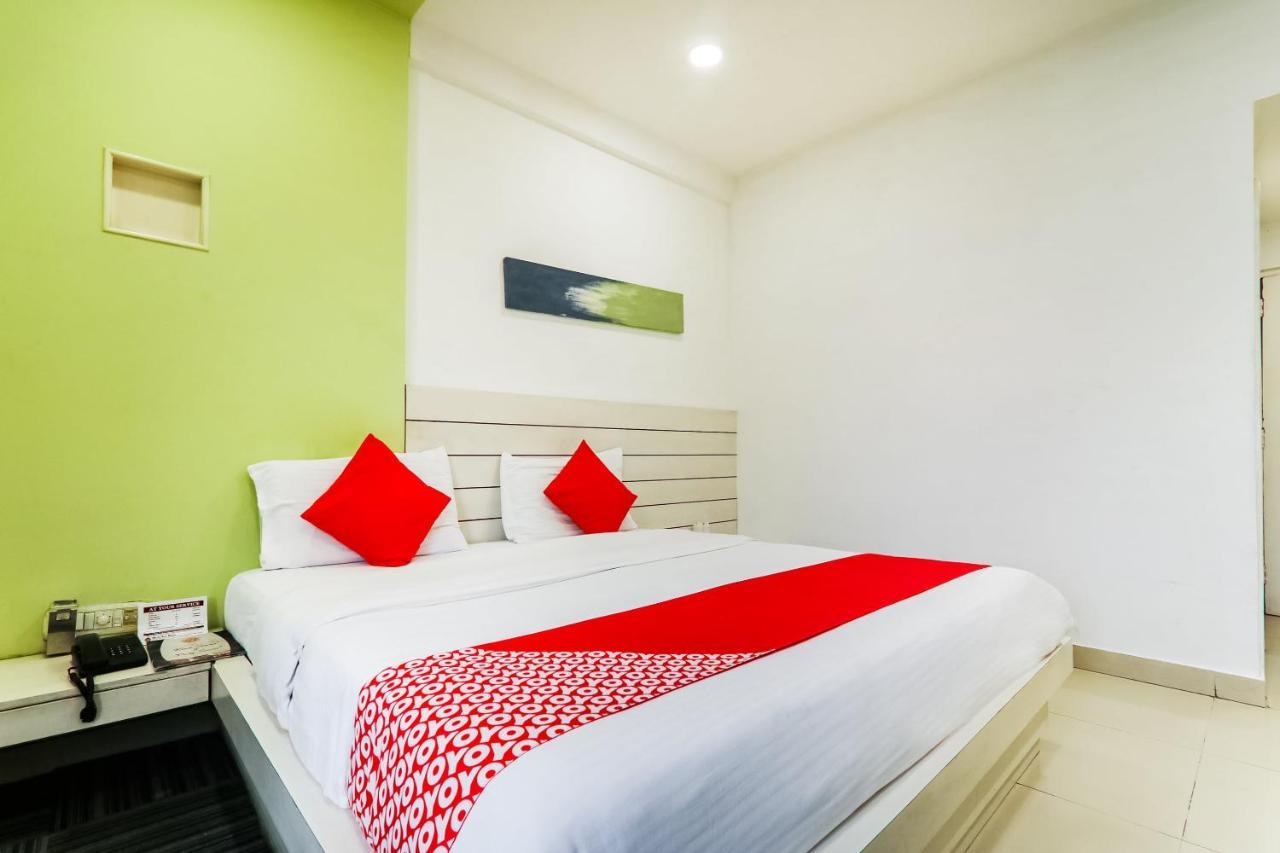 Hotel Sita Kiran Барейли Екстериор снимка