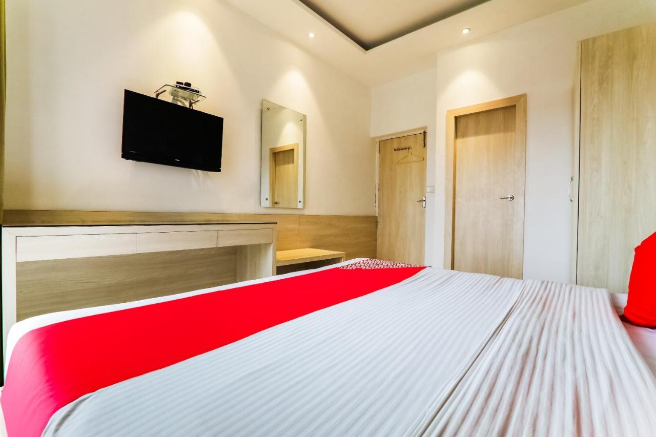 Hotel Sita Kiran Барейли Екстериор снимка