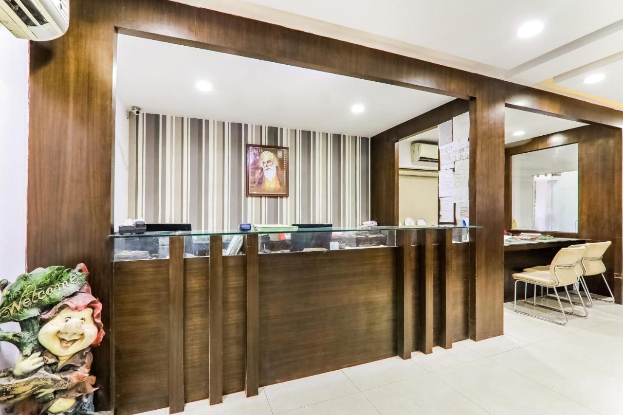 Hotel Sita Kiran Барейли Екстериор снимка