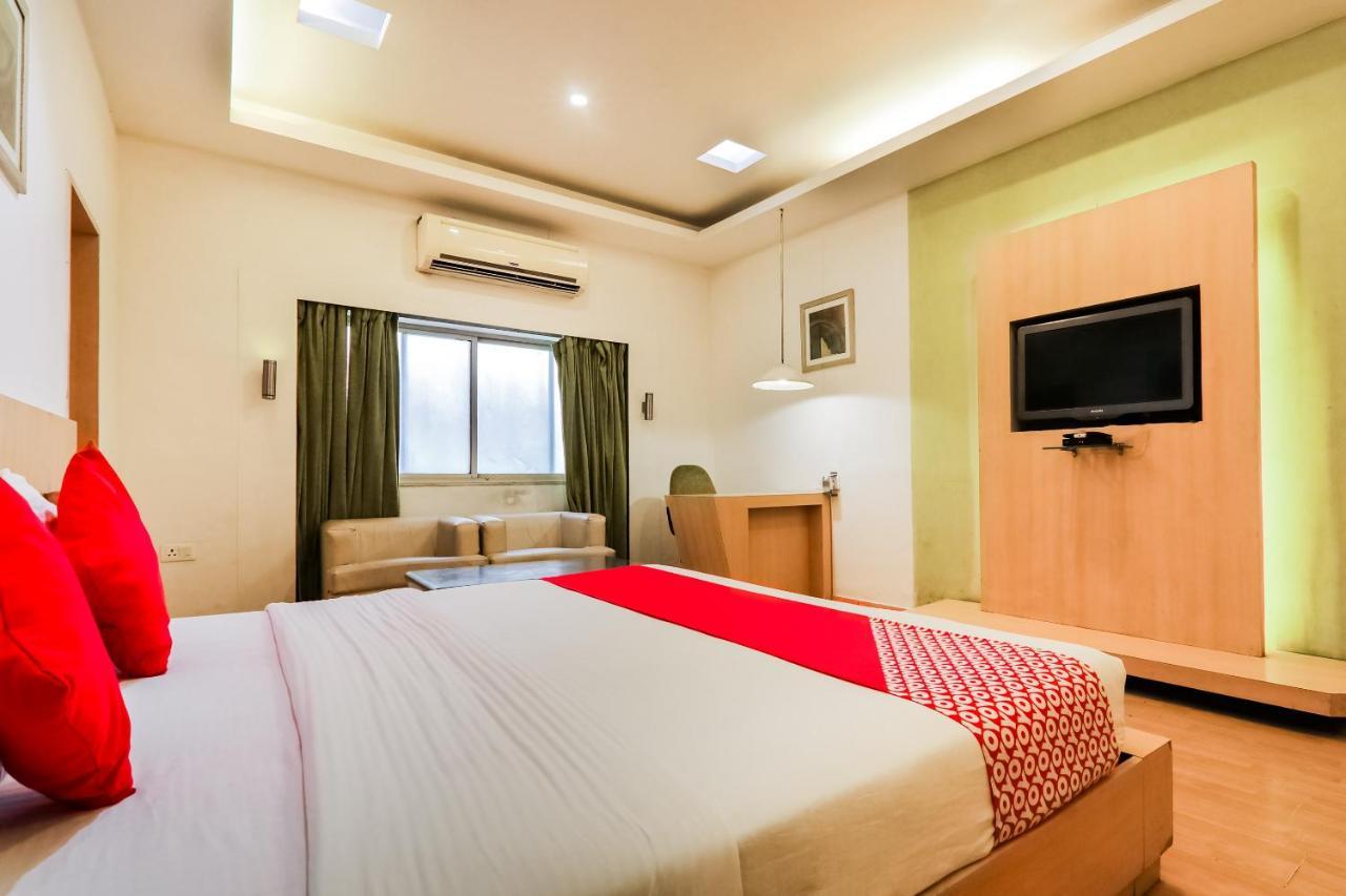 Hotel Sita Kiran Барейли Екстериор снимка