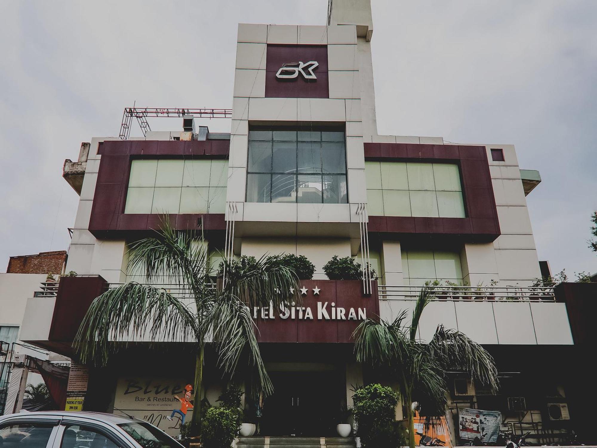 Hotel Sita Kiran Барейли Екстериор снимка