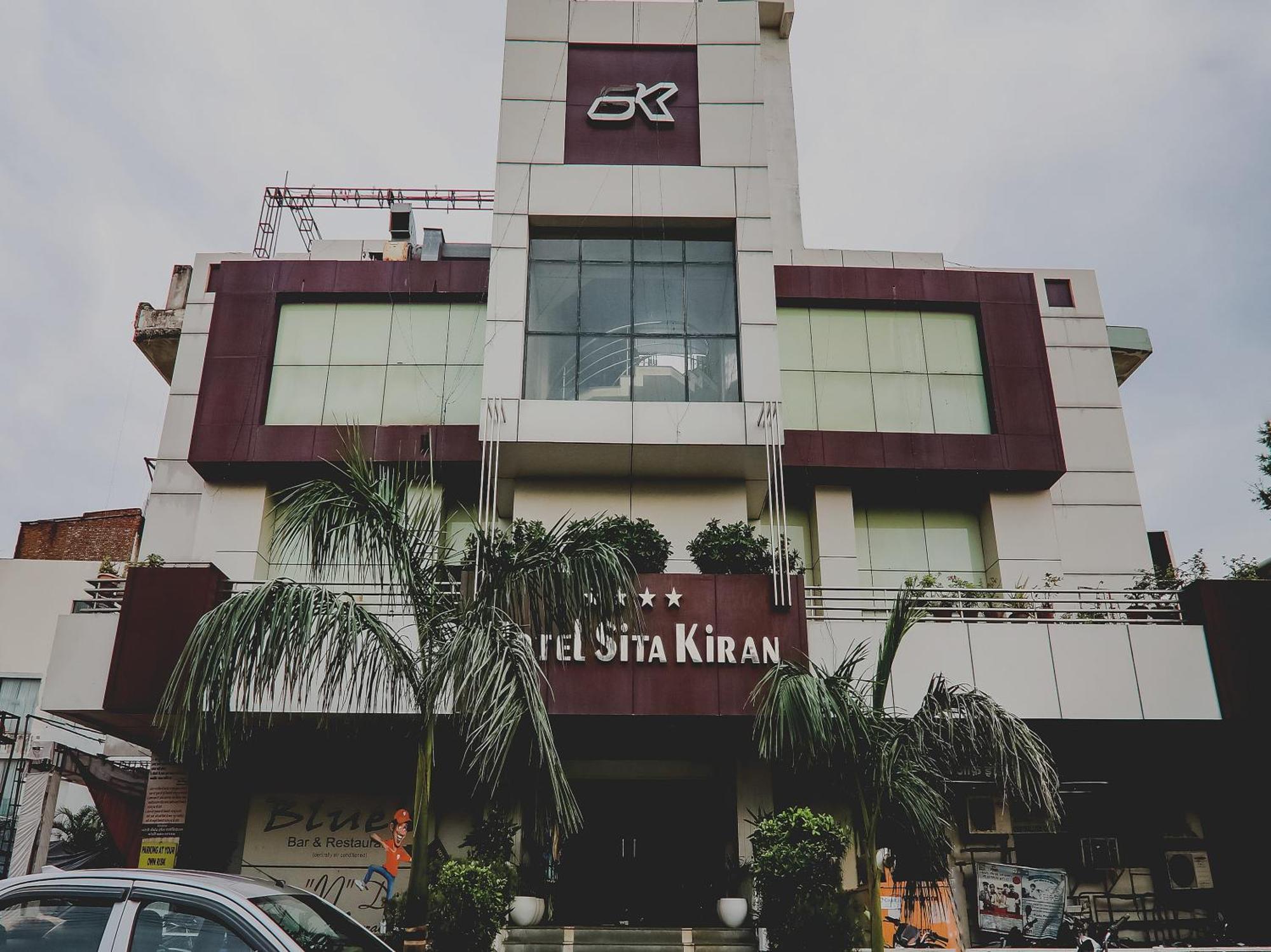 Hotel Sita Kiran Барейли Екстериор снимка