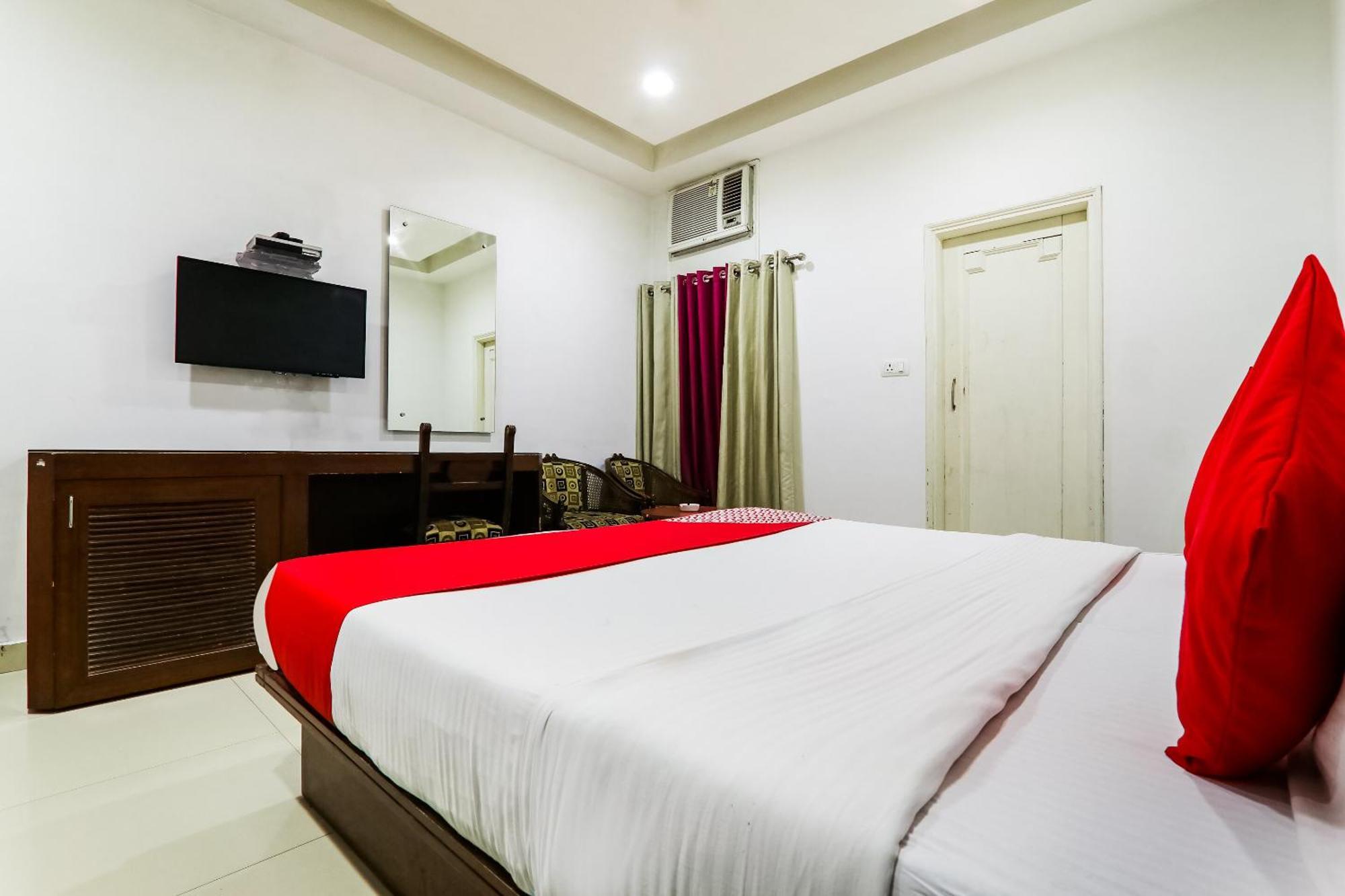 Hotel Sita Kiran Барейли Екстериор снимка