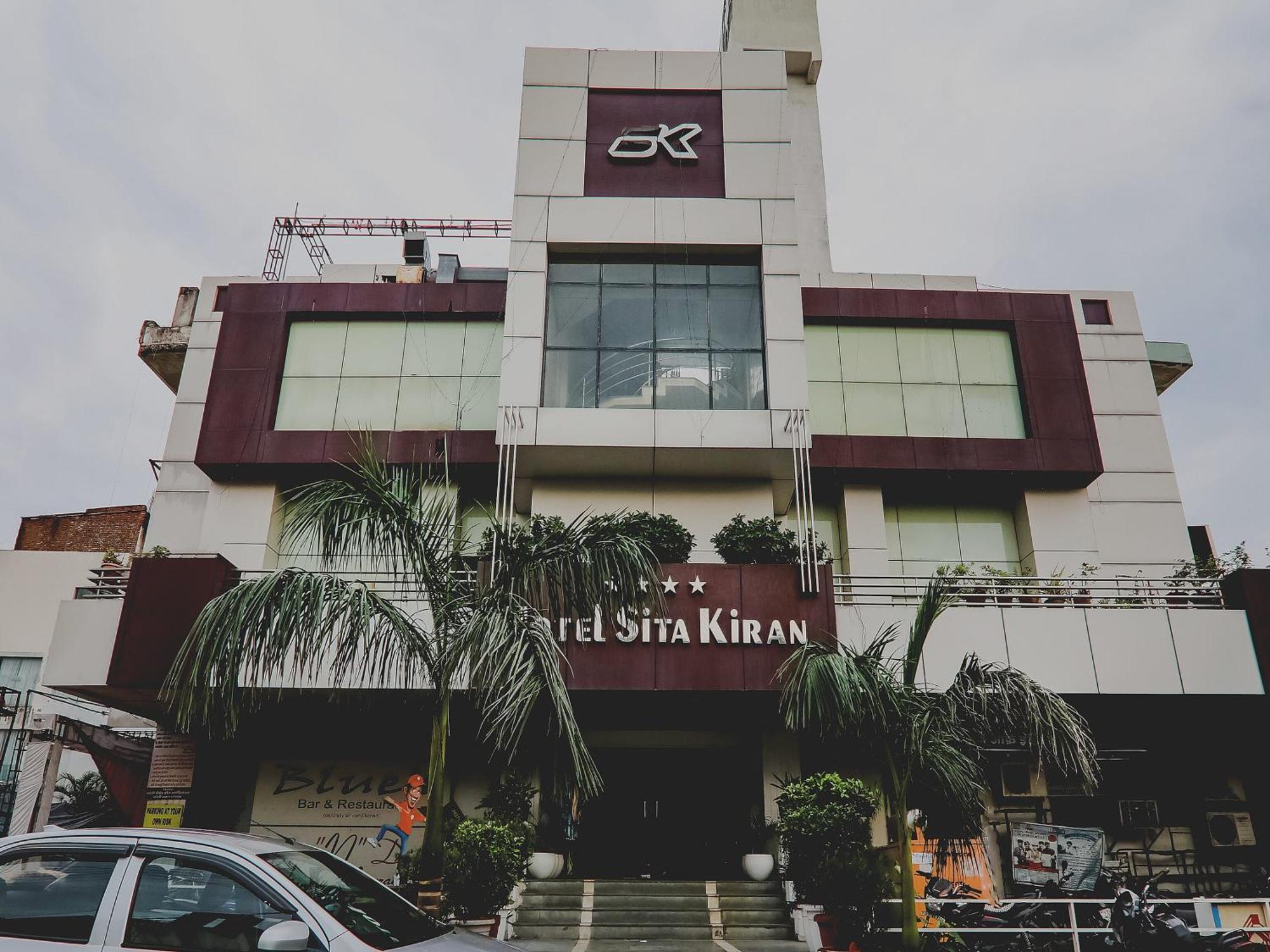 Hotel Sita Kiran Барейли Екстериор снимка