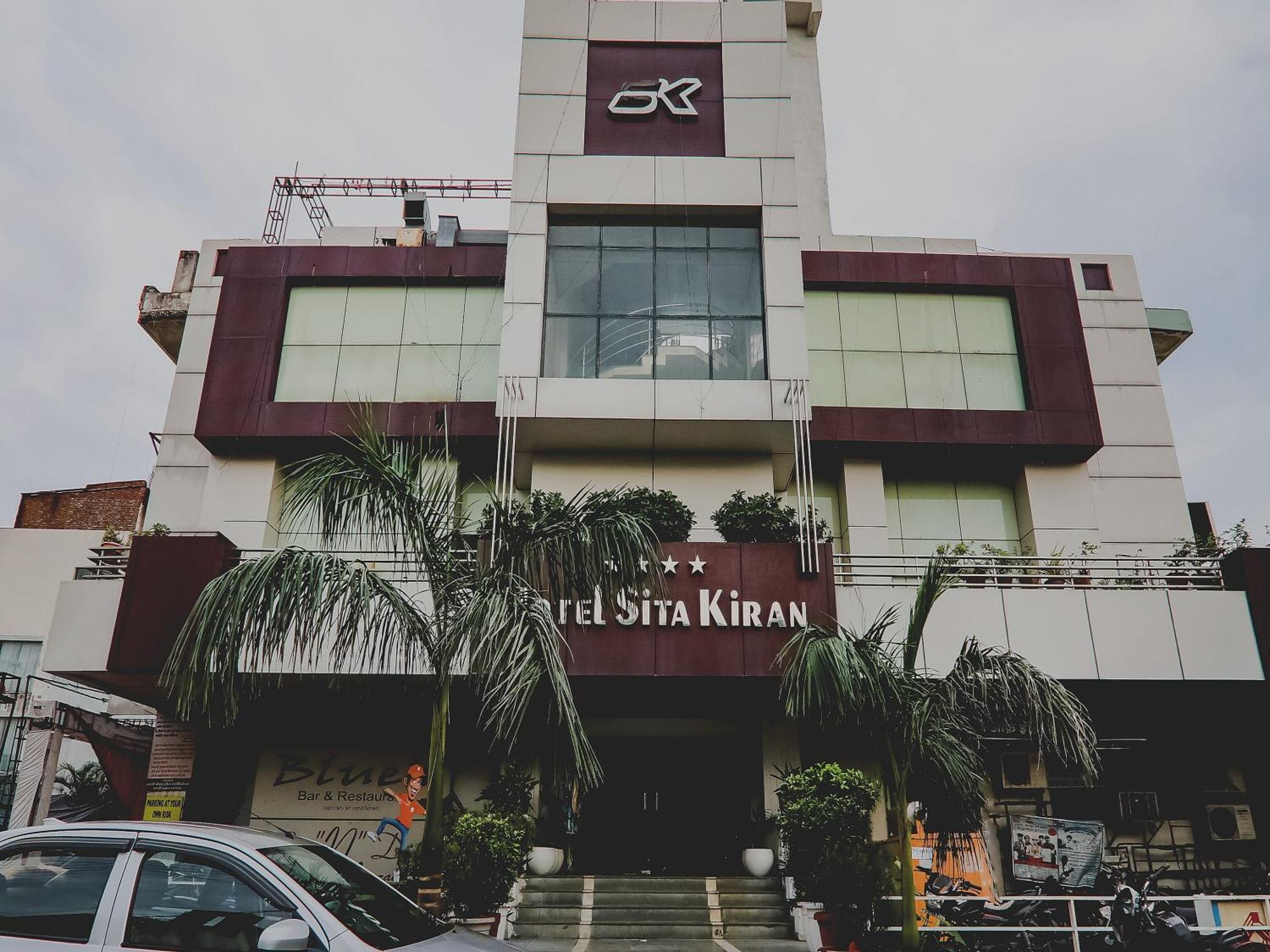 Hotel Sita Kiran Барейли Екстериор снимка