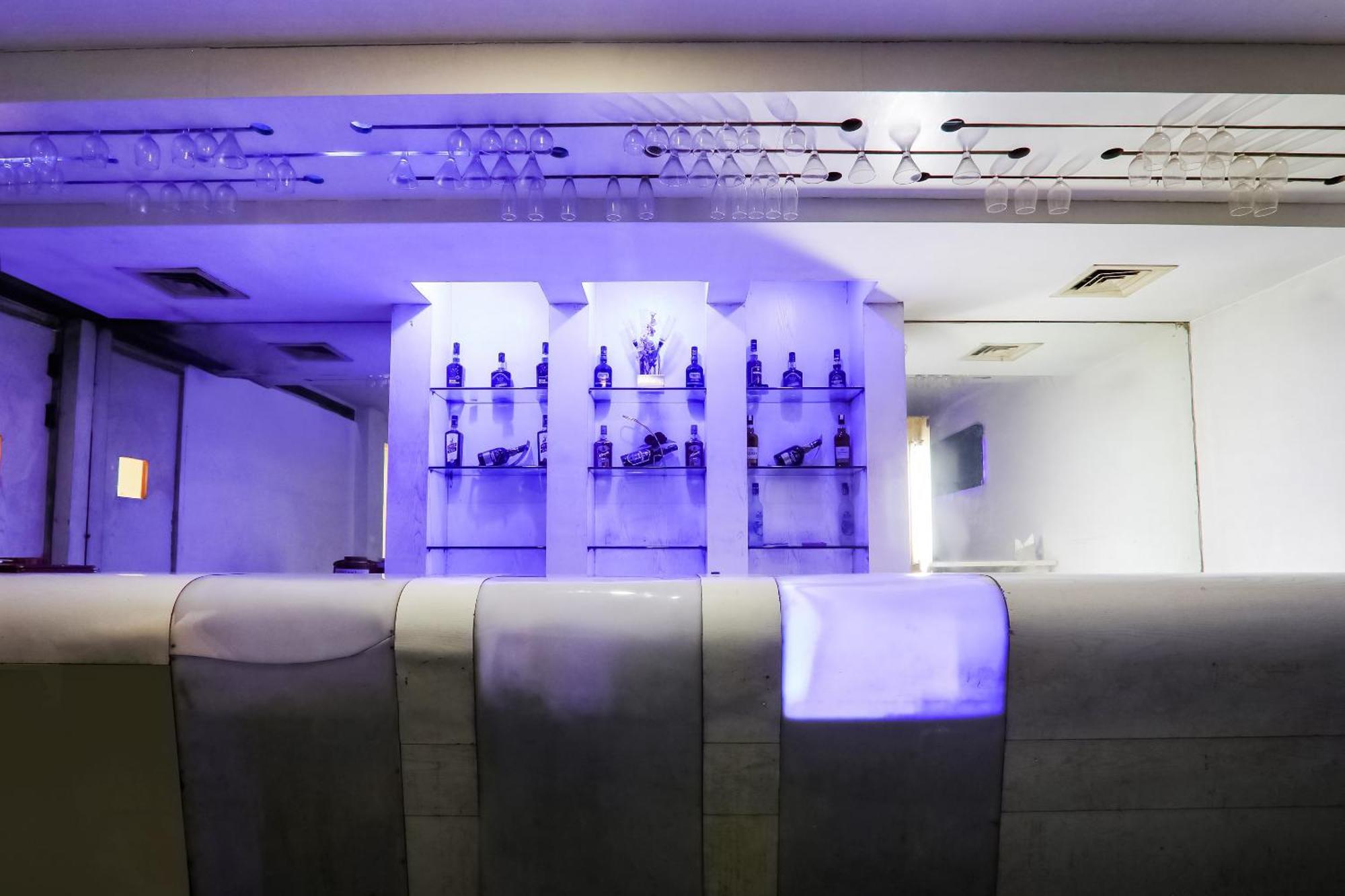 Hotel Sita Kiran Барейли Екстериор снимка