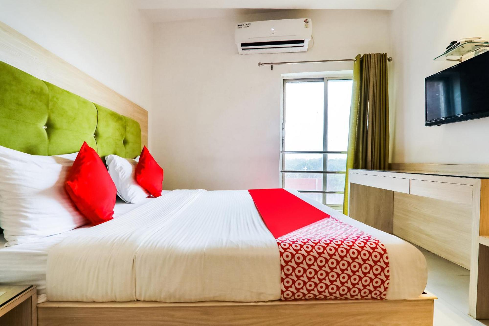 Hotel Sita Kiran Барейли Екстериор снимка
