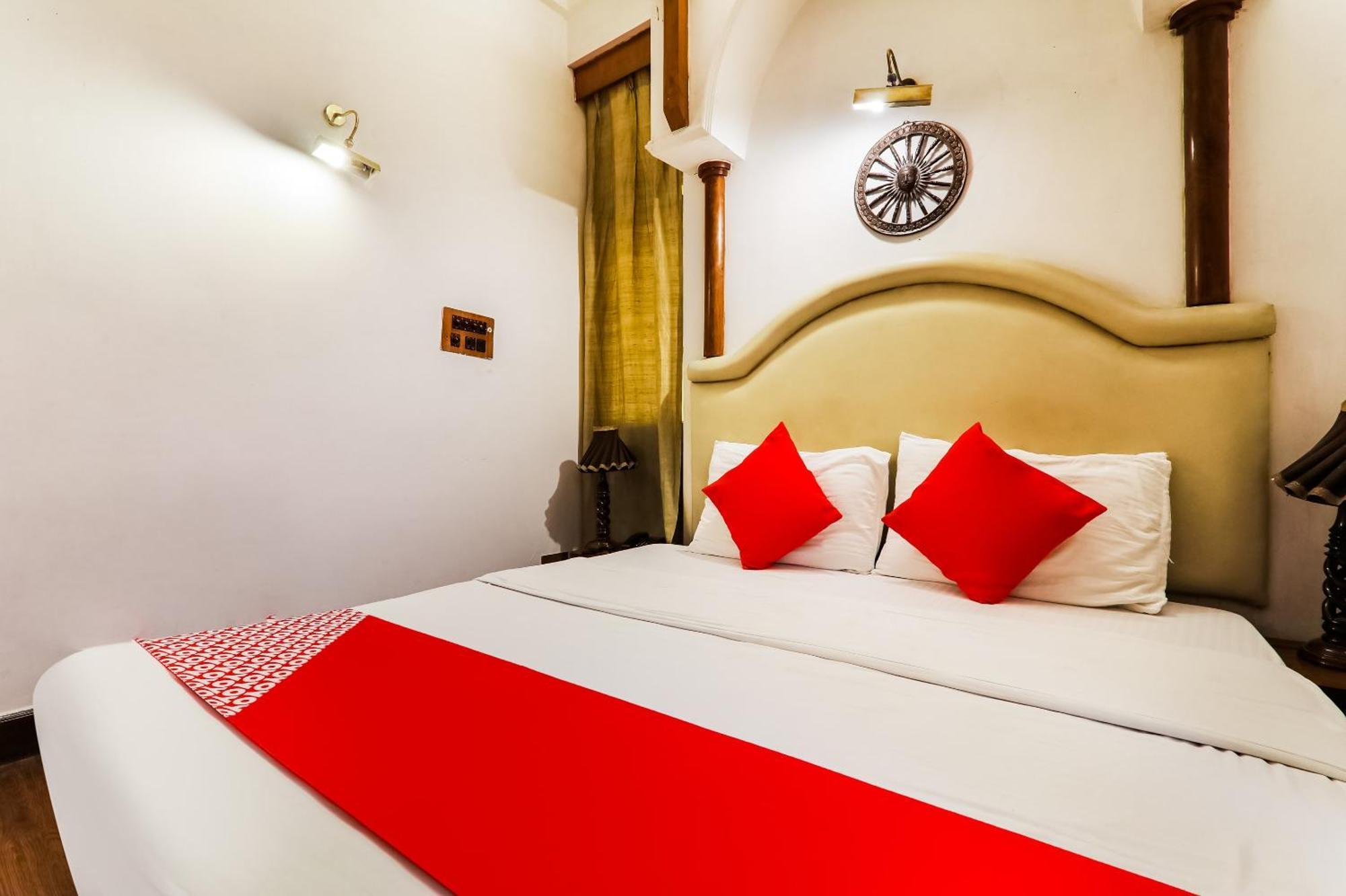 Hotel Sita Kiran Барейли Екстериор снимка