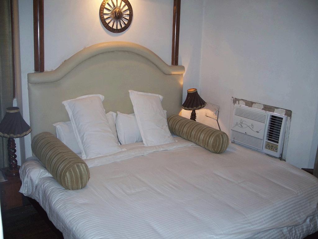 Hotel Sita Kiran Барейли Екстериор снимка